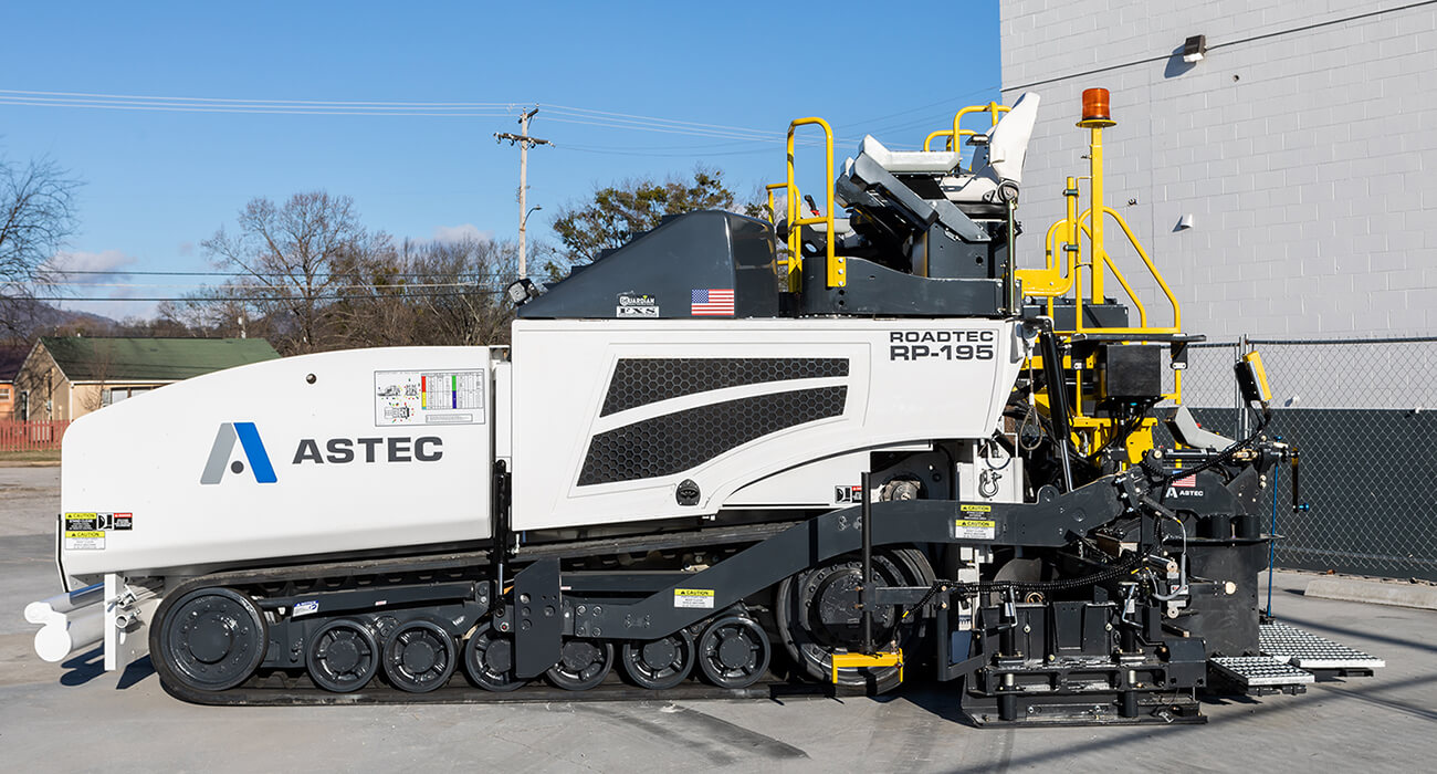 Roadtec RP-195 Highway Class Paver Side View