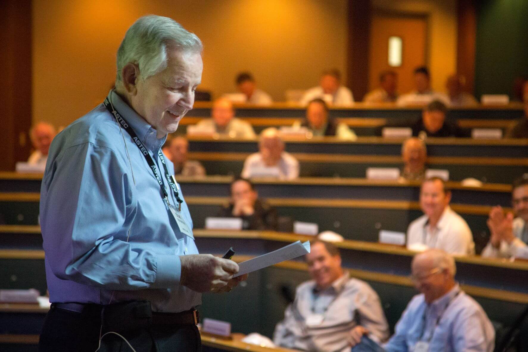 Dr. Don Brock no auditório