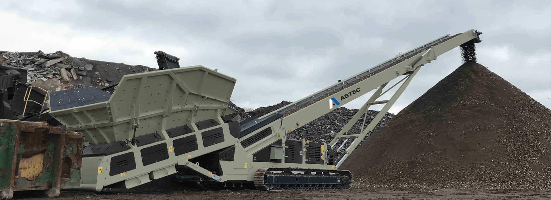 Mobile Hopper Feeders