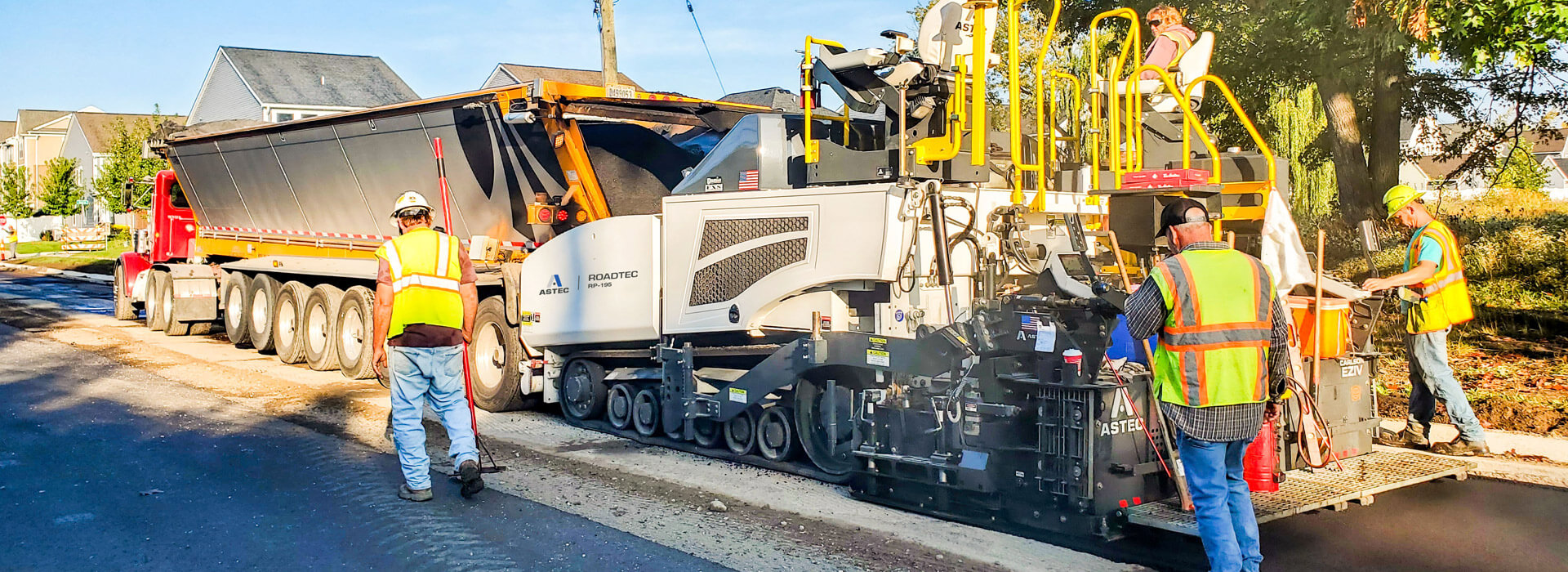 Roadtec RP-195 Highway Class Asphalt Paver